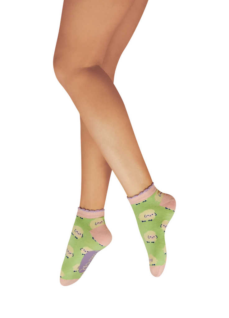 Powder Marshmallow Sheep Trainer Socks - Mint