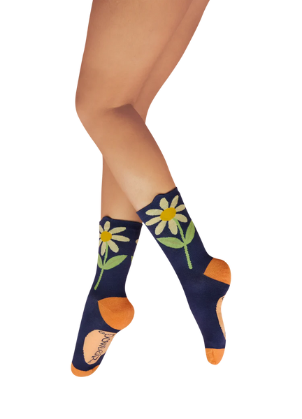 Powder Flower Top Ankle Socks - Daisy