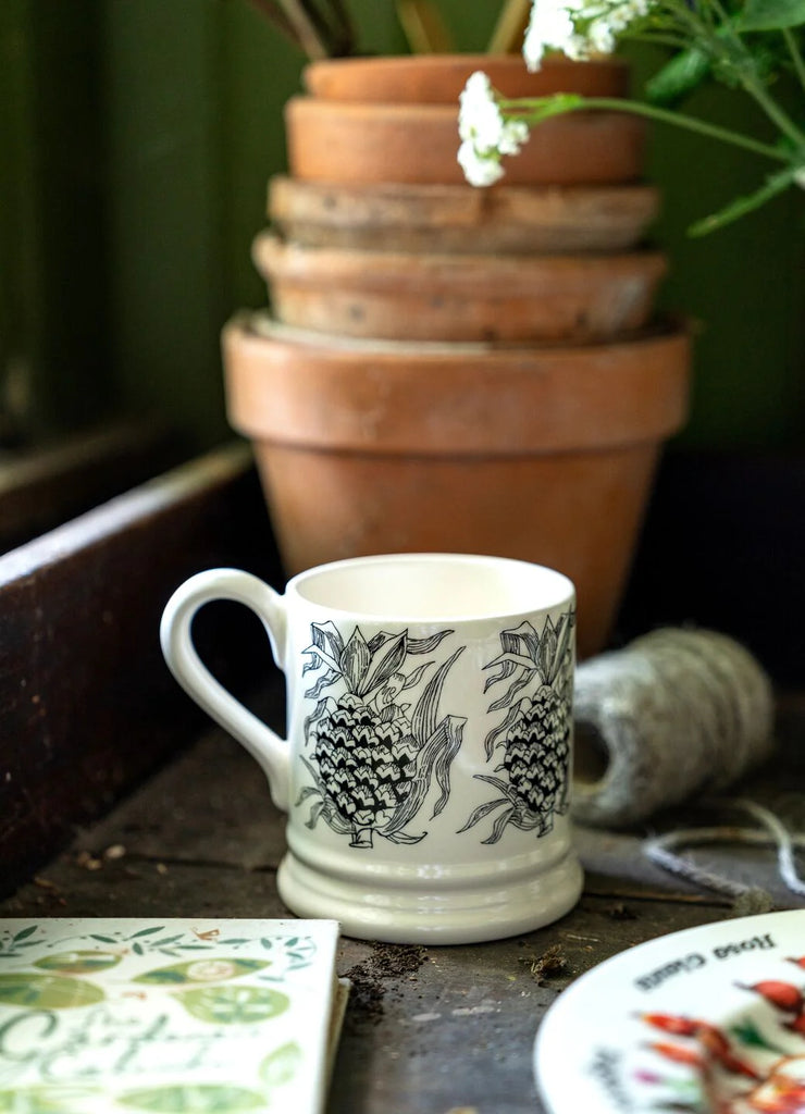 Emma Bridgewater Pineapple 1/2 Pint Mug