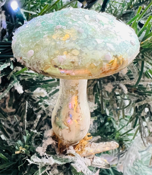 Gisela Graham Green Glass Toadstool On Clip