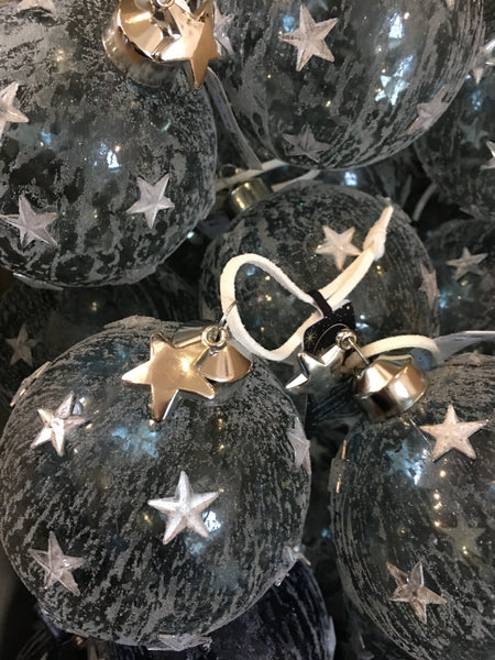 Light Steel Blue Star Scene Bauble