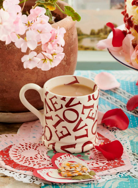 Emma Bridgewater L.O.V.E Polka Red 1/2 Pint Mug