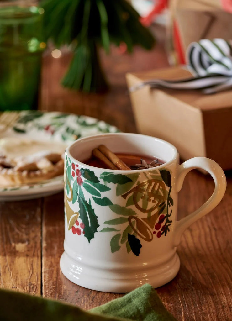Emma Bridgewater Bring In The Green 1/2 Pint Mug