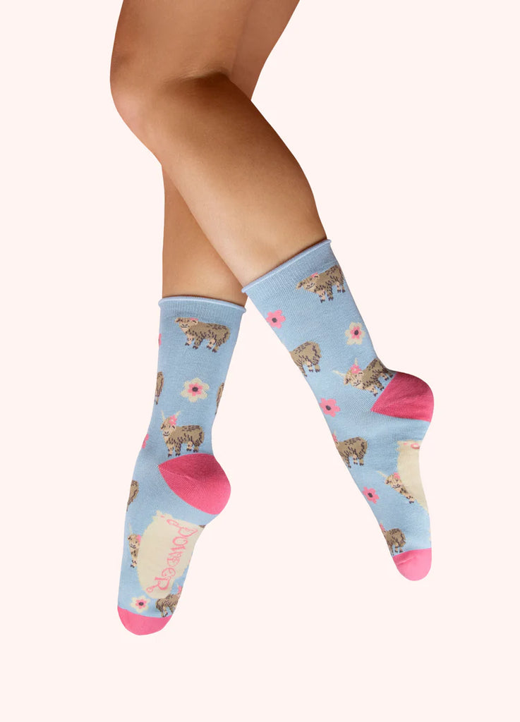 Powder Highland Cow Birds Ankle Socks