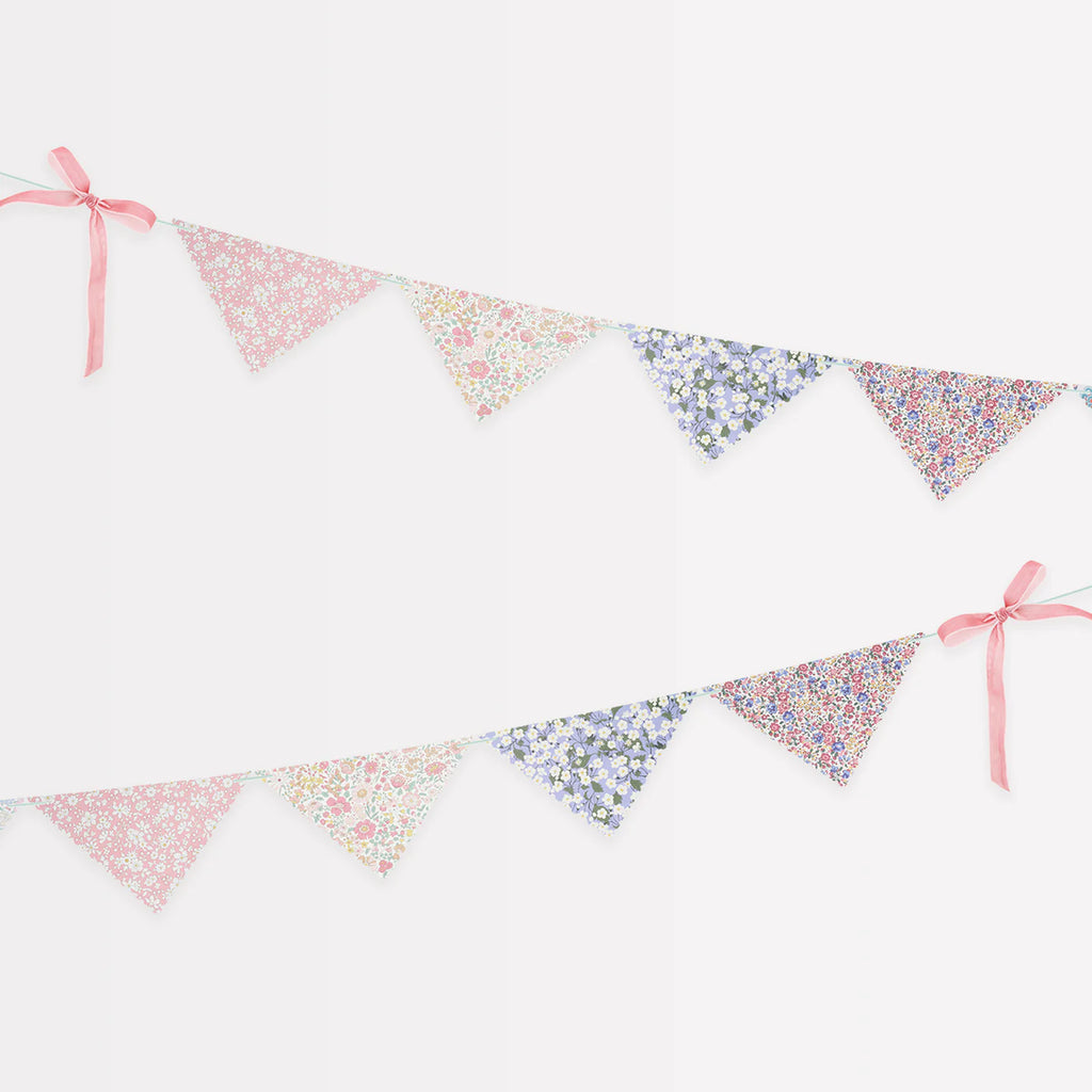 Meri Meri X Liberty Scallop Edge Garland