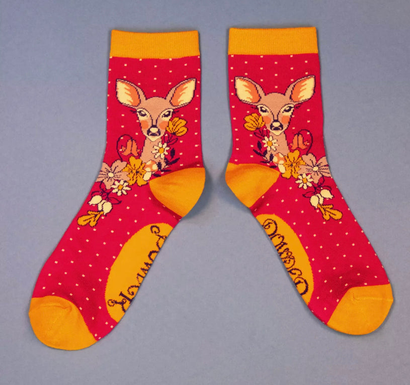 Powder Floral Deer Ankle Socks- Fuchsia